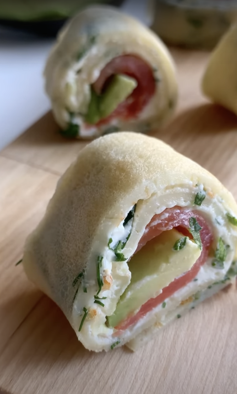 Простой рецепт вкуснейших блинов-роллов с семгой и Омега-3